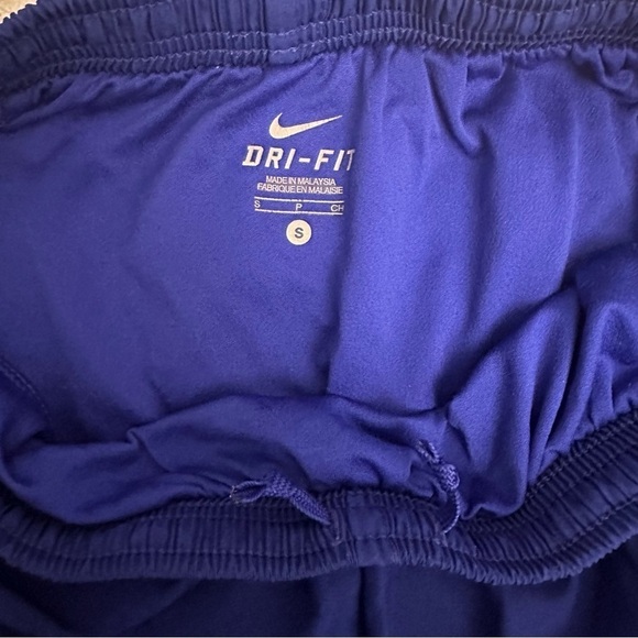 NIKE dri-fit running shorts women’s size small blue green pink - Picture 3 of 5